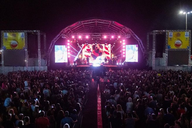 Foto: ‘Esquenta’ de Carnaval tem shows na Rua da Praia e Maresias neste fim de semana   