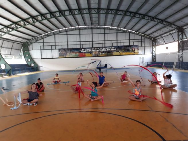 Foto: Prefeitura define horários das escolinhas de Ginástica Rítmica