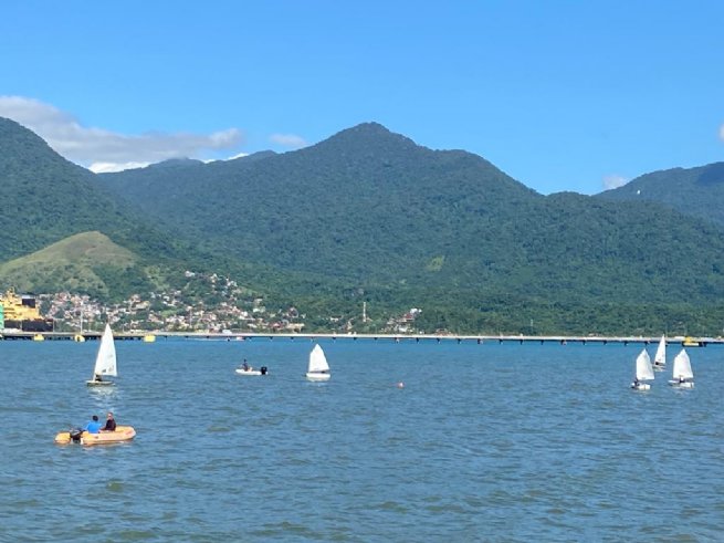 Foto: Festival de Vela gradua jovens velejadores em São Sebastião