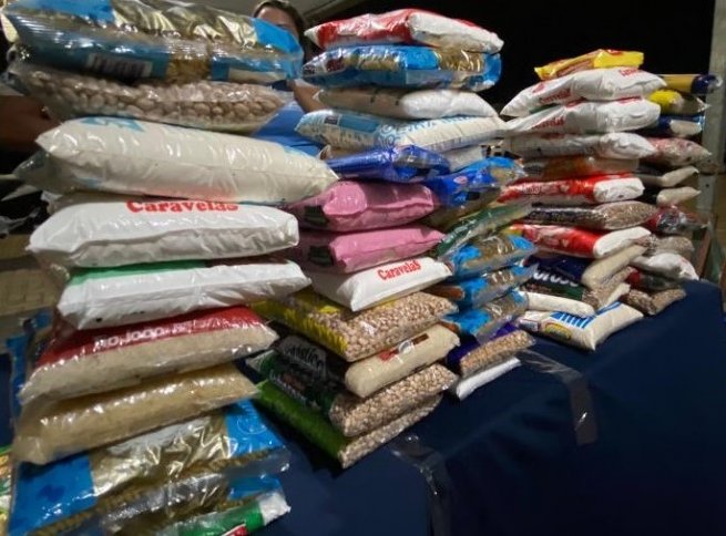 Foto: Até o momento 657 Kg de alimentos foram arrecadados nos estacionamentos solidários
